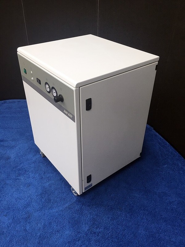 Jun-Air Oil-less Cabinet Compressor * Excellent Used Condition* gallery