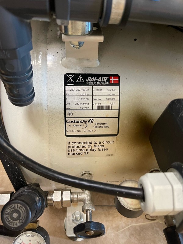 Custom Air CA-823-D: 3 user 230V Compressor- Used but in Very Good Condition gallery
