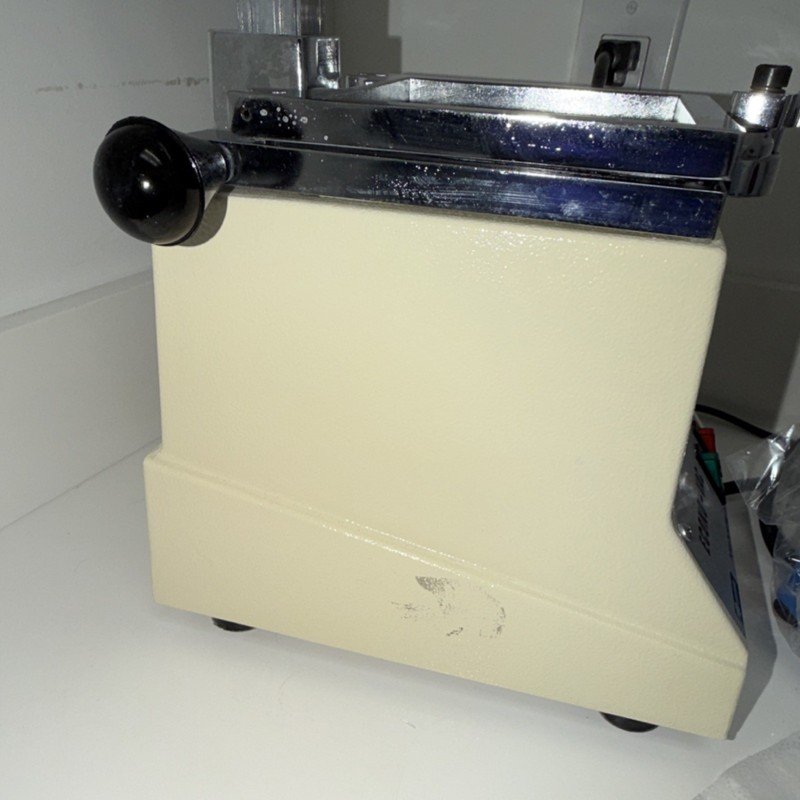Econo-Vac Dry Dental Vacuum System 4000 gallery