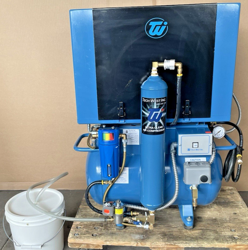 Tech West Ultra Clean ACOR2D2 Oil-Less Air Compressor & Sound Cover 2-3 Users