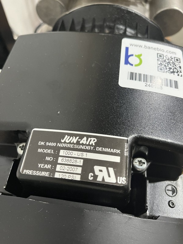 JUN-AIR Oil Free Dental Air Compressor w/ Air Dryer 1000-US1 gallery
