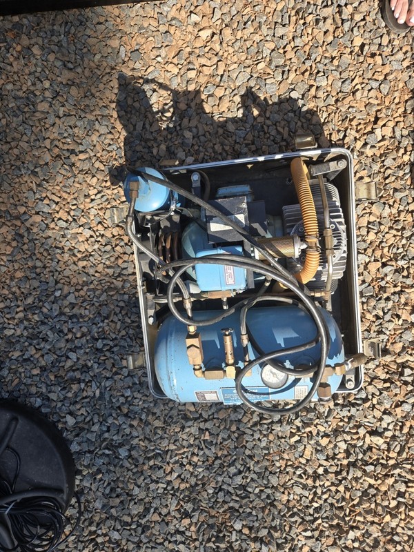 Vintage Air Techniques M5 CompressoDri Oil-Less Dental Compressor Ser #367 WORKS gallery
