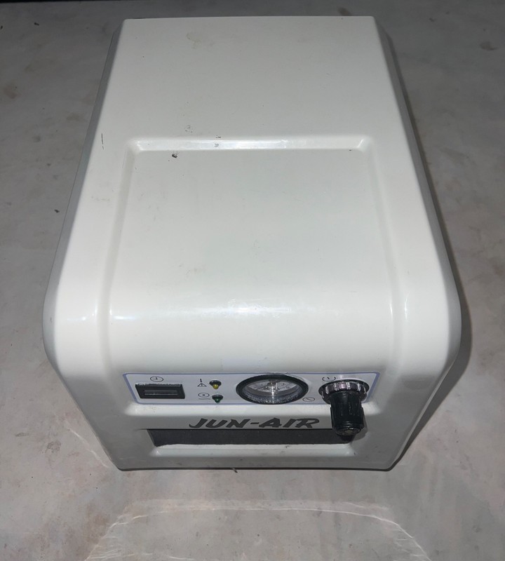 Jun-Air Air Compressor gallery