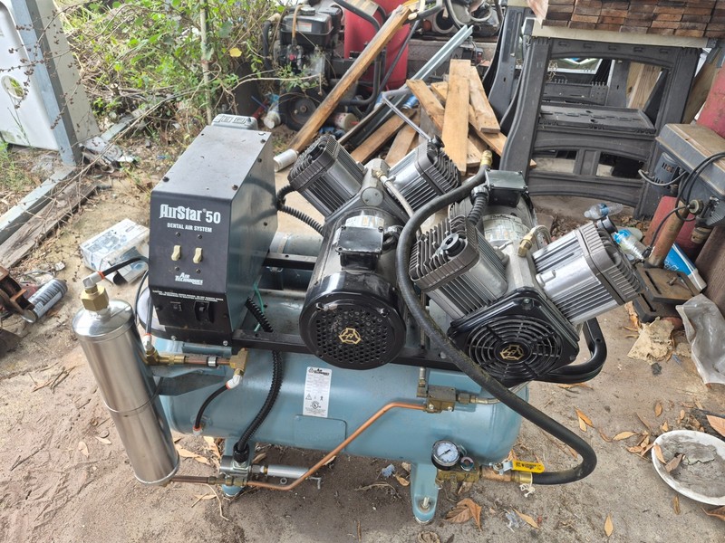 Air Techniques Airstar 50 AS50M Dental Air Compressor Unit 220v 2012 gallery