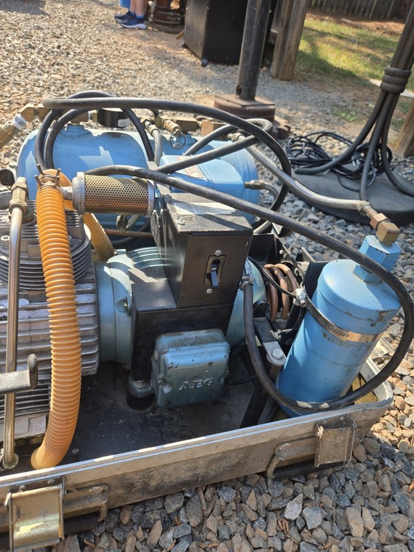 Vintage Air Techniques M5 CompressoDri Oil-Less Dental Compressor Ser #367 WORKS gallery
