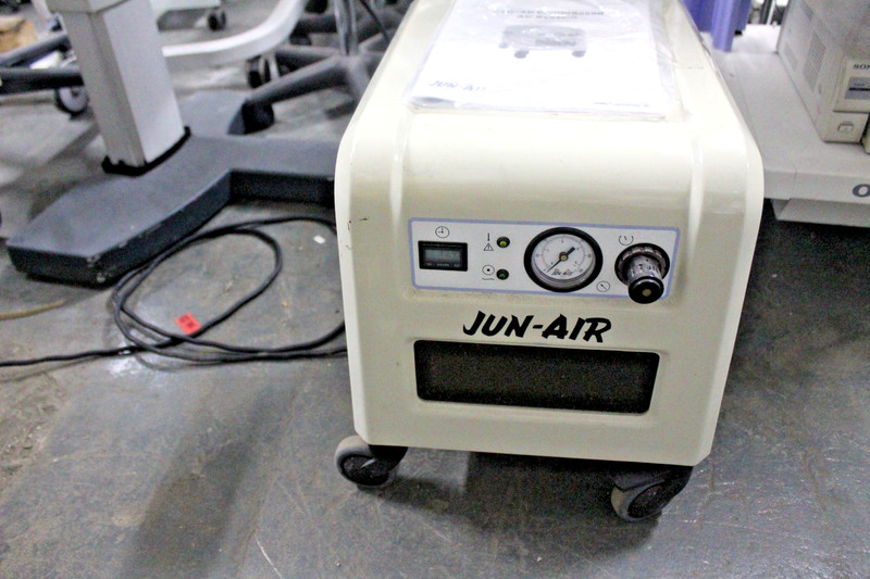 JUN-AIR 1770008 MEDICAL DENTAL AIR COMPRESSOR-GREAT CONDITION