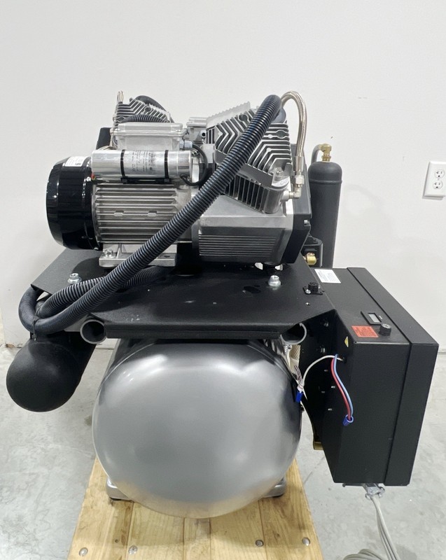 Midmark PowerAir P52 Oil-less Air Compressor 5-7 User - MFG 2020 Low 869 Hours gallery