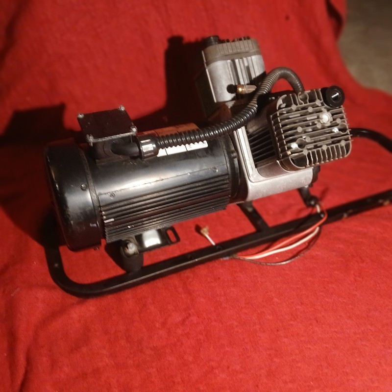 Air Techniques AirStar AS21 (2-1) Dental Air Compressor Head & Motor 115v WORKS gallery