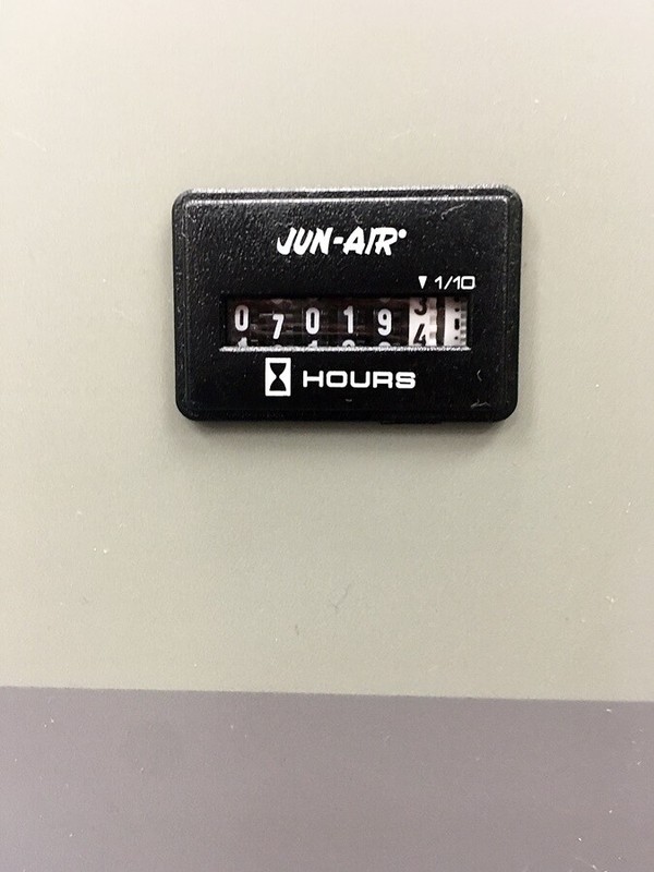 Jun-Air Oil-less Cabinet Compressor * Excellent Used Condition* gallery