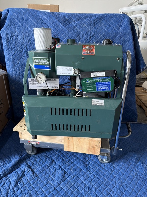 RAMVAC BISON 3 DENTAL VACUUM PUMP 230V 1PH TESTED