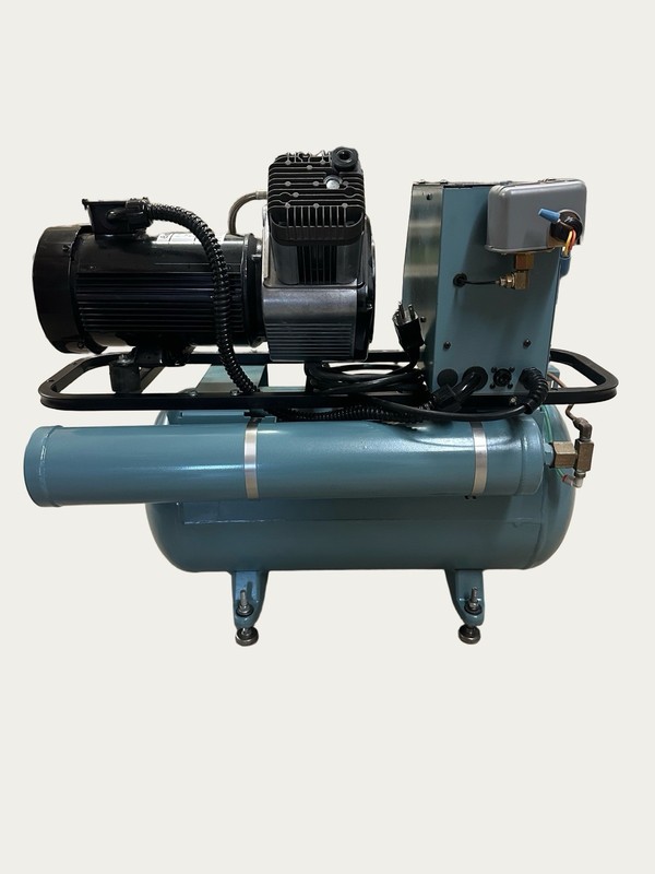 Air Techniques AirStar 22 Dental Air Compressor Excellent Condition! gallery