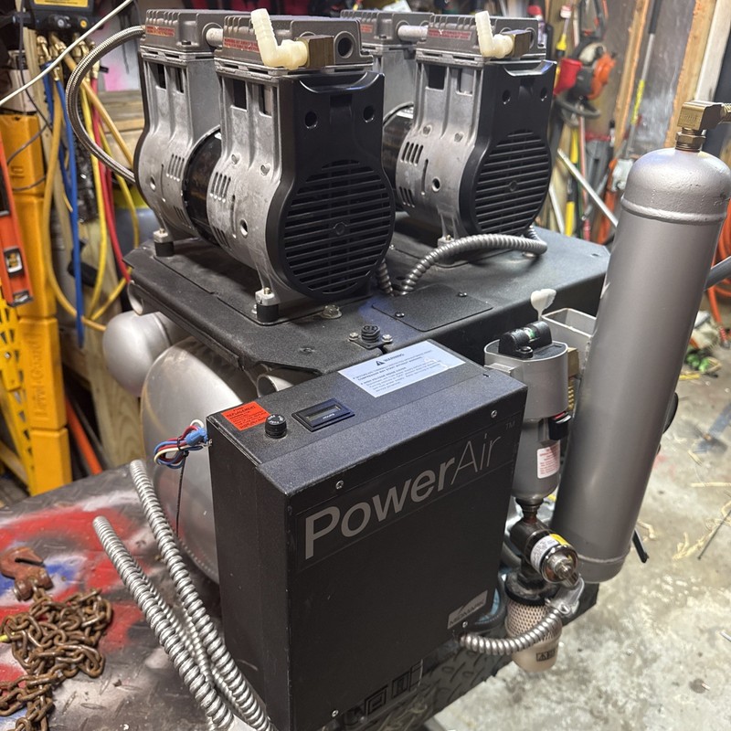 Midmark PowerAir P22 Dental Compressor Oil-Free — Used, Great Condition gallery