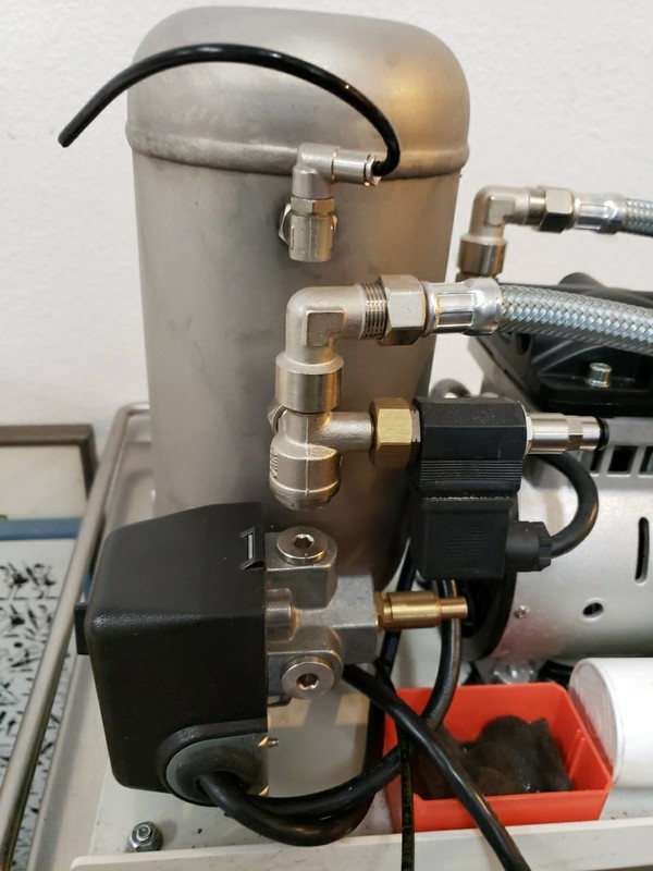 AIR PUMP C120 Dental Air Compressor gallery
