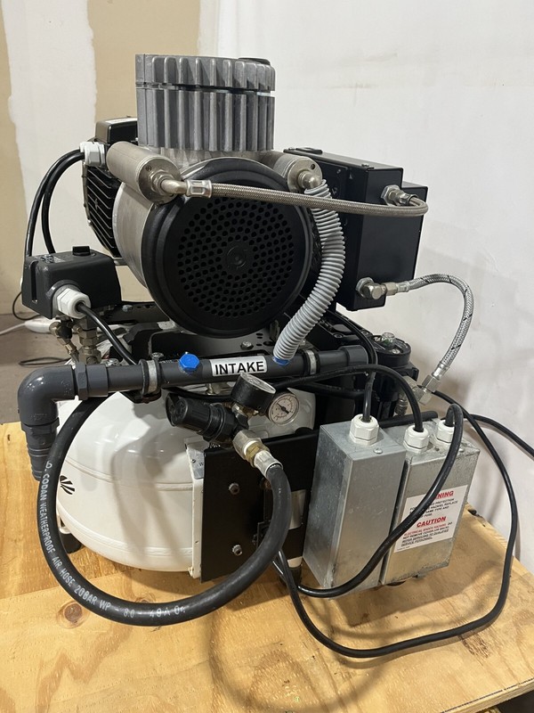 JUN-AIR Oil Free Dental Air Compressor w/ Air Dryer 1000-US1 gallery