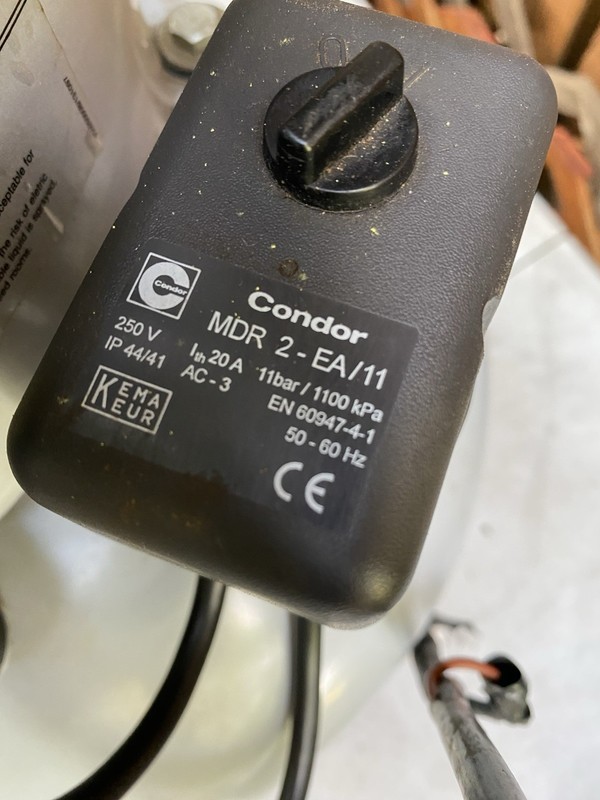 Dental Air Compressor 25L Medical Silent Oil-Free 16 Bar 25L/Min gallery