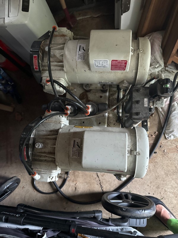 CustomAir by Ramvac Dental C1 Control Air Compressor System -1 Working Cylindar gallery