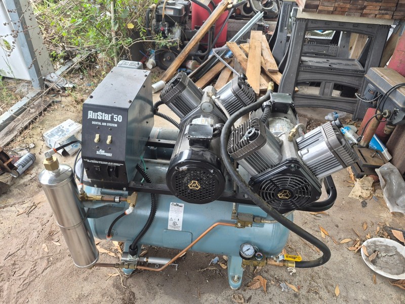Air Techniques Airstar 50 AS50M Dental Air Compressor Unit 220v 2012 gallery