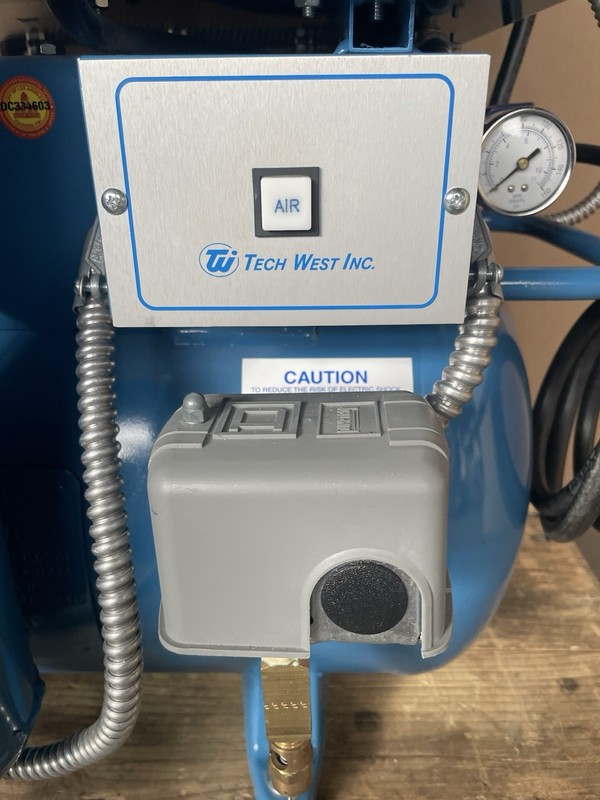 Tech West Ultra Clean ACOR2D2 Oil-Less Air Compressor & Sound Cover 2-3 Users gallery