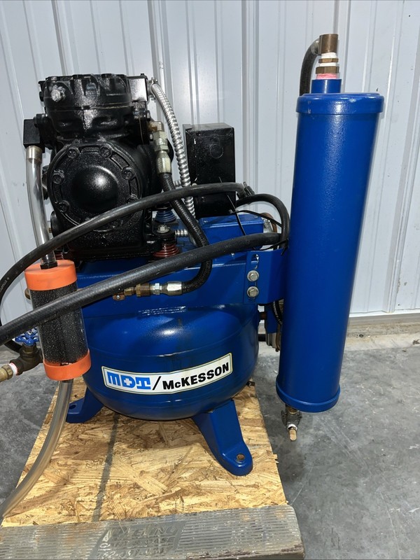 MDT McKesson Dental Air Compressor Model 3-08-3000-30 230V