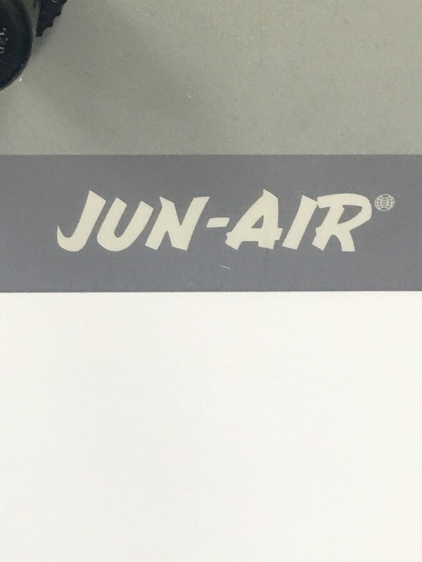 Jun-Air Oil-less Cabinet Compressor * Excellent Used Condition* gallery