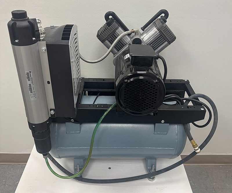 Air Techniques AirStar 22 (AS22) - 1.5HP Single Head 220V Dental Air Compressor gallery