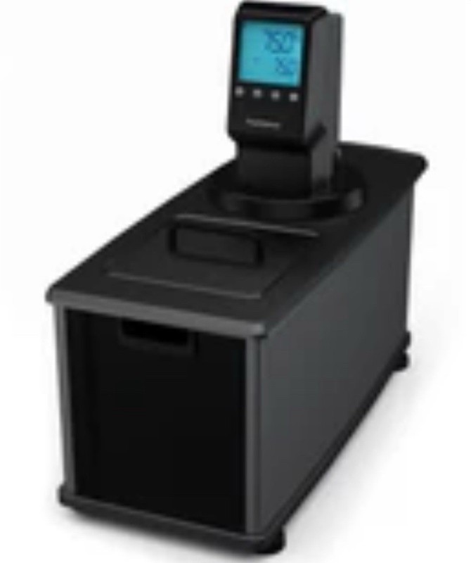 Polyscience 7 Liter MX Heated Circulator And BVV™ Pro Series 14.1CFM Vacuum Pump gallery
