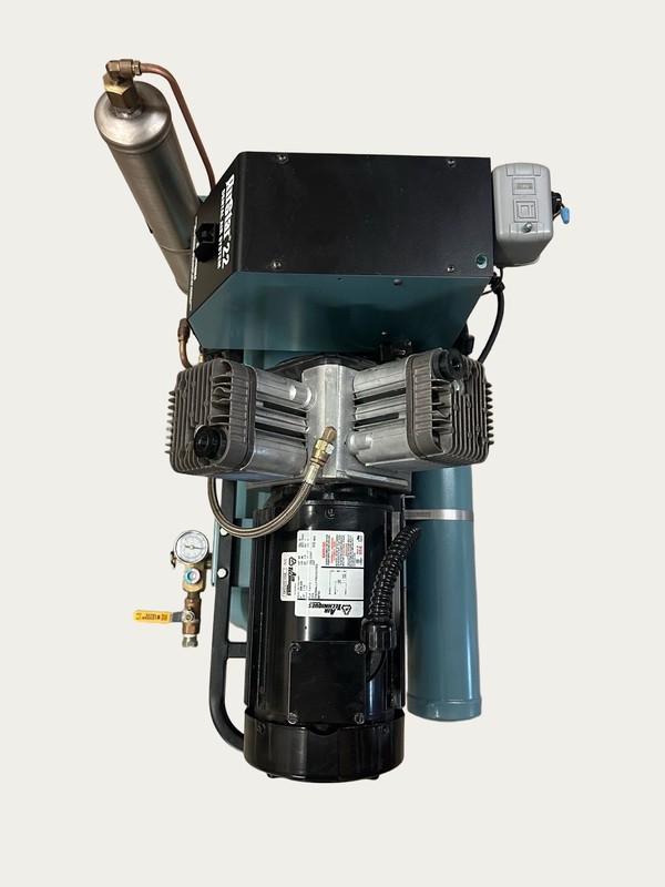 Air Techniques AirStar 22 Dental Air Compressor Excellent Condition! gallery