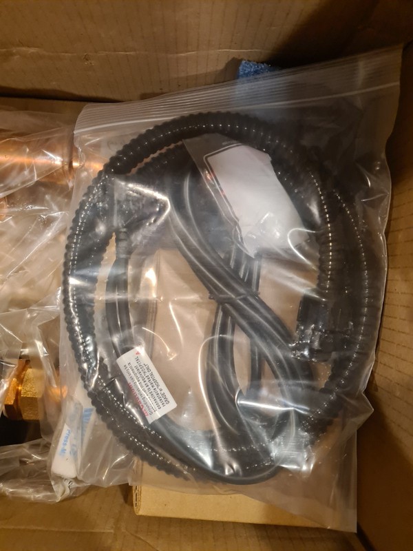 Air Techniques Remote Water Control Valve 1-1/2" with Filter & Transformer 24v gallery