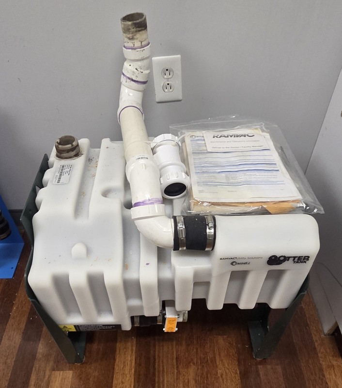 RAMVAC Bulldog with 15 Gallon Otter Tank gallery