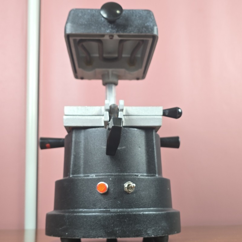 T&S Dental & Plastics Model 101 Vacuum Forming Machine Dental Orthodontics