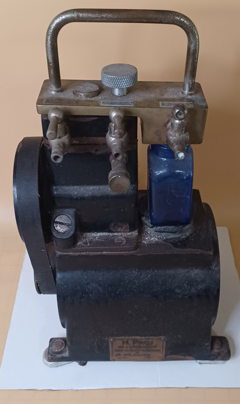 Antique 1920s ATMOS ENT Medical Suction Pump H. PFAU Berlin DISPLAY ONLY
