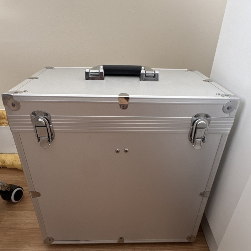 Portable Oil-Free Dental Air Compressor with Suction System for Dentistry gallery