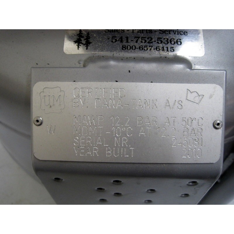 Jun-Air Oilless Rocking Piston Air Compressor OF302-25B (3371498) gallery