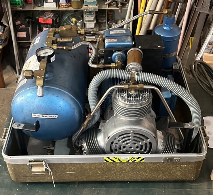 Air Techniques Oil-Less Compresso-Dri Model M5A 115V Dental Air Compressor gallery