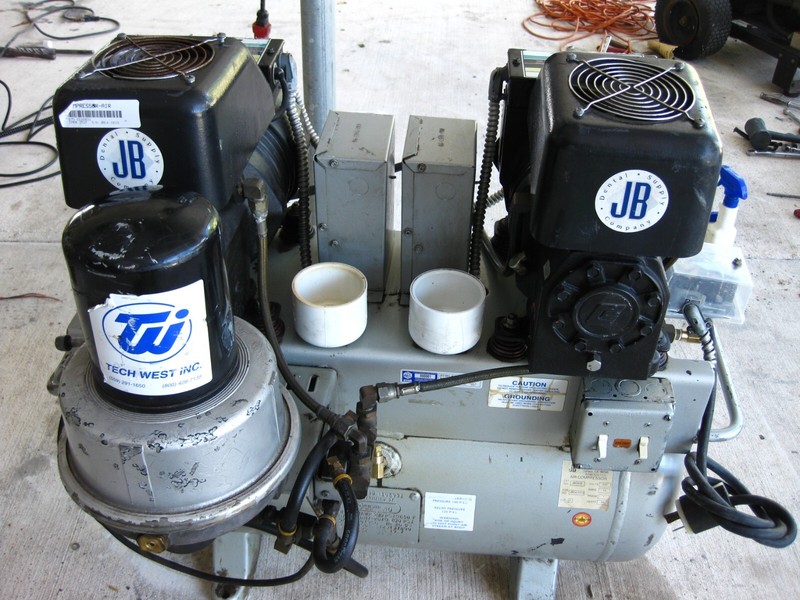 JB Dental Air Compressors Dual Head JBC420 200 PSI 2HP 230V 20 Gal KAT4-0100-CAV